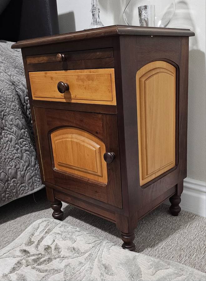 Bed Side Cabinets - Imbuia & Yellow Wood - BEAUTIFUL PAIR