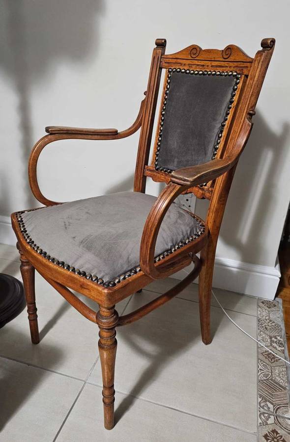 Antique J & J Kohn Office Armchair No.44 - VERY COLLECTIBLE