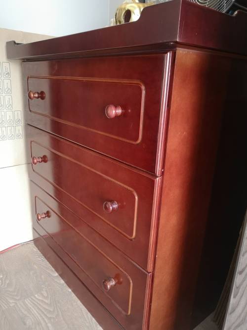 Sleigh Cot & Compactum
