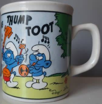 Vintage smurfs cup (2)