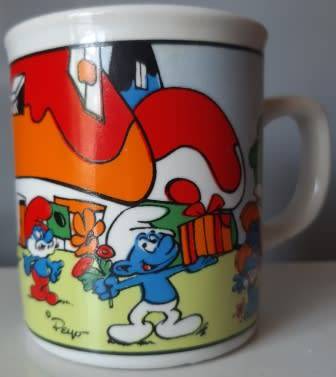 Vintage smurfs cup (3)