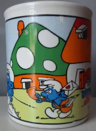 Vintage smurfs cup (3)