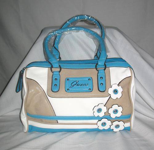 Brand New GUESS Handbag ( Crazy R1 Start )
