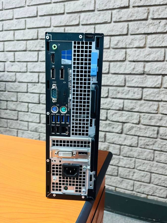 Dell Optiplex 7050 SFF Core i7 vPro 7th Gen