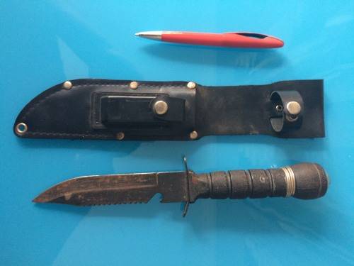 Survival Knife with Sheaf