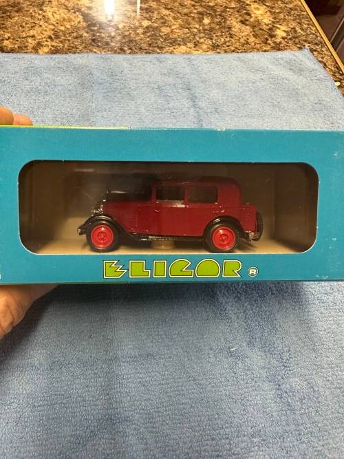 ELIGOR