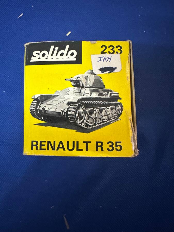 DINKY TOYS