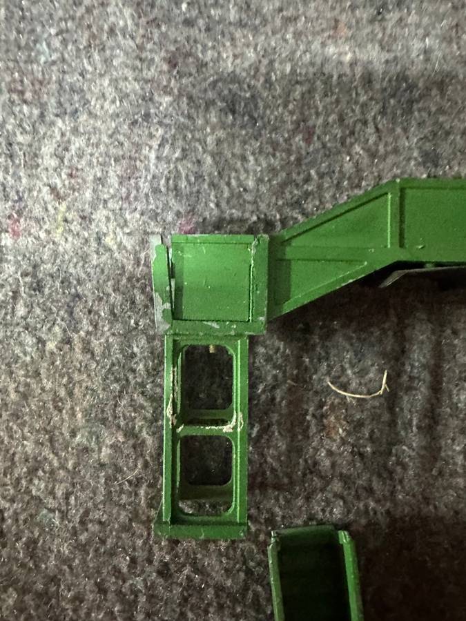 MODEL TRAIN FOOTBRIDGE