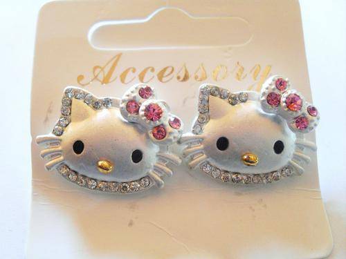 HELLO KITTY Stud Earings