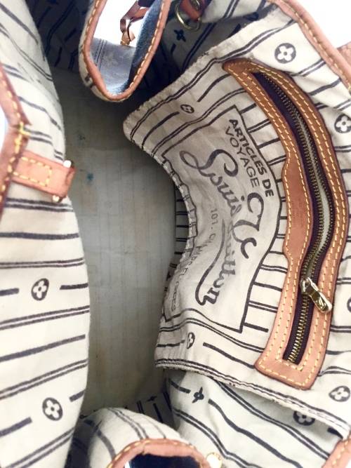 **Genuine Louis Vuitton Neverful Bag worth R68 K!!!!