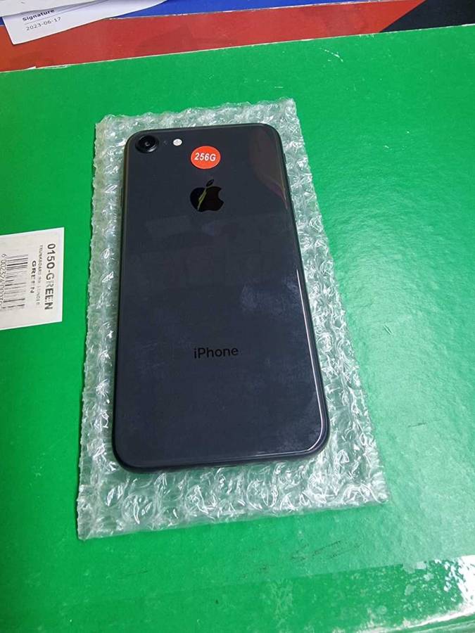 iPhone 8 256GB