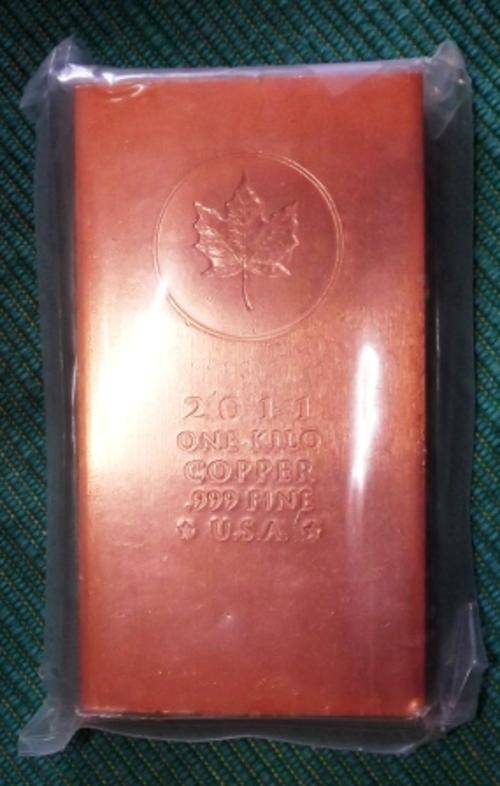 2011 USA Maple leaf 1Kg .999 Fine Copper Bar - Not often on BOB !