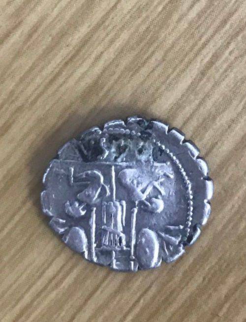 JULIUS CAESAR SILVER DENARIUS - SUPERB!