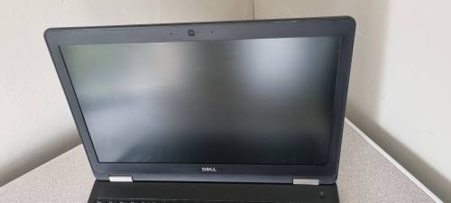 DELL LATITUDE E5570 - I5 6200U - 8GB DDR4 - 240GB SDD - 15.6 INCH - LAPTOP