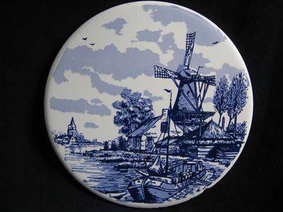 Lovely Delft tile