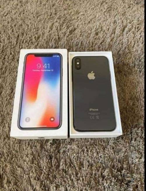 AWESOME DEAL||IPHONE XS MAX 256G||LIKE NEW, CLEAN WITH BOX