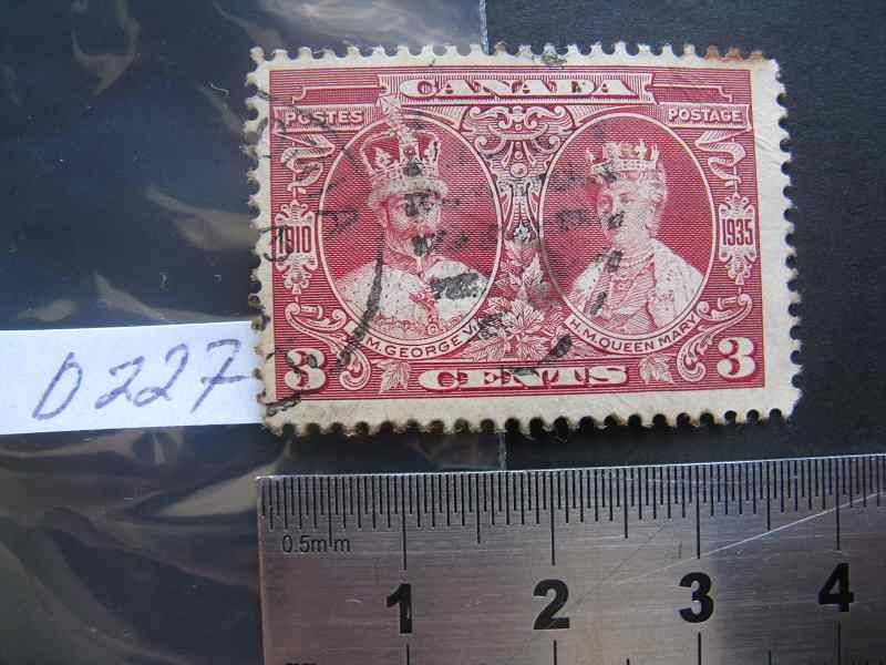 CANADA 3 CENTS KGV & QM SILVER JUBILEE.