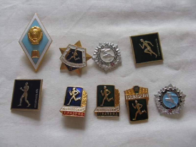 USSR VARIOUS SPORT BADGES & OTHER.(BB)