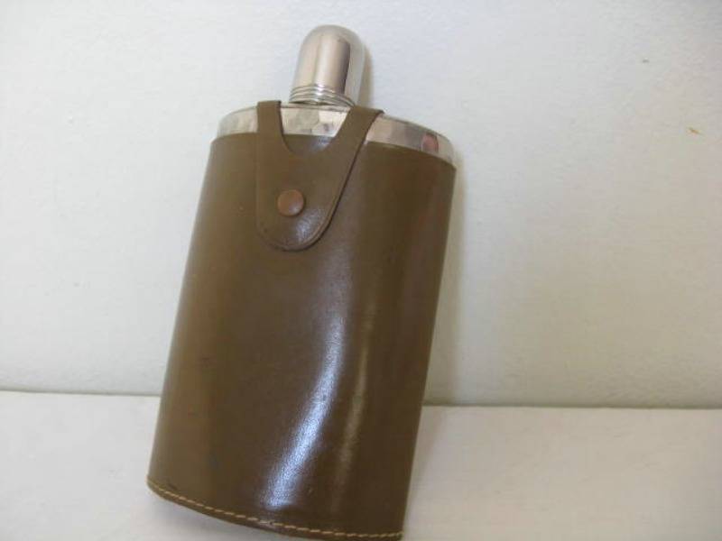 OLD FLASK. TIN-LINED. 10 OZ. MADE IN GERMANY. H 18.3cm. (CR10).