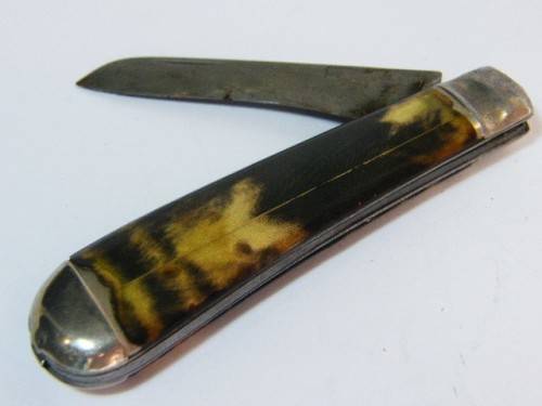 Vintage Richards pocket knife with imitation horn handle - as per photo