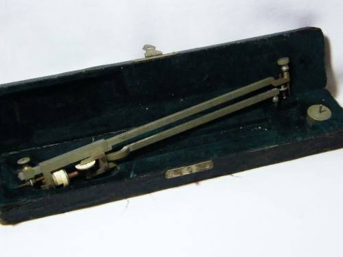 Unusual chart / map drawing and measuring tool