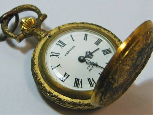 Vintage Pratina ladies pendant pocketwatch