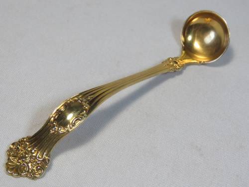 Vintage Goldplated sterling silver mustard ladle spoon - Weighs 18.8grams