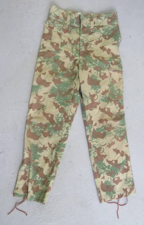 32 Battalion/Koevoet camo trousers - Size 32