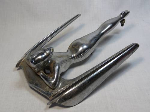 1955 Nash Rambler petty hood ornament