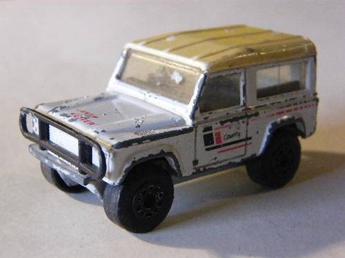 Matchbox Land Rover Ninety 1987 scale 1:62 - as per photo
