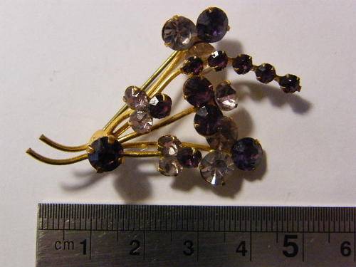 Vintage brooch with white and purple stones - @ CRAZY R1 start