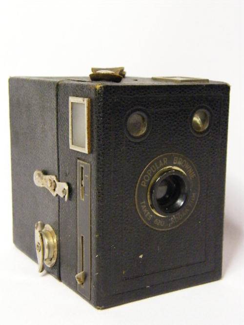 Popular Kodak Brownie 620 Box Camera - as per photo