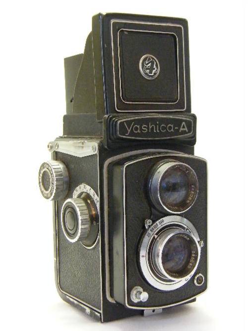 Yashica-A Twin Lens Reflex Camera - Top Viewing Glass Missing - as per photo