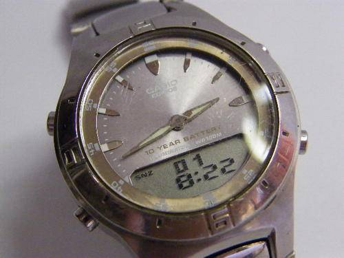CASIO Edifice Dual Display mens Watch - Working - Glass Scratched - as per photo