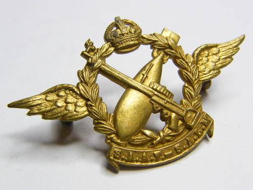 SAAF Navigator / Airgunner Beret Badge - worn 1937 - VERY RARE - as per photo