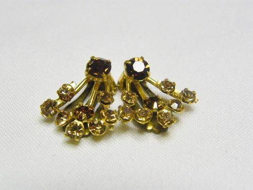 Pair of Vintage clip-on Earrings