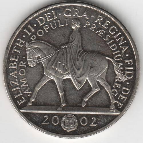 Great Britain 2002 Golden Jubilee 5 Pound Coin - Excellent - as per photo