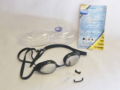 Pair of Gramma Adult swimming goggles in case - as per photo