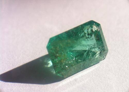 Zambian Emerald of 1.76 carat - as per photo