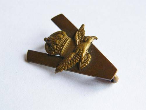 WW2 Airforce victory sweetheart brooch - V is made of British penny - trench art - ON SALE