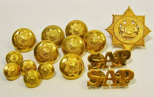 Set of SA Police badge - shoulder titles & 12 buttons - as per photo