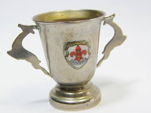 Vintage South African Scout Association trophy - one handle loose