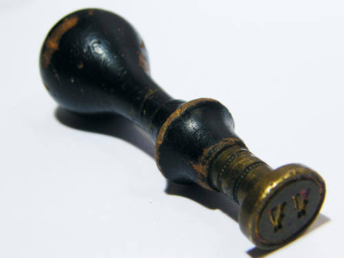 Antique brass wax seal with wooden handle - initials V.V - as per photo