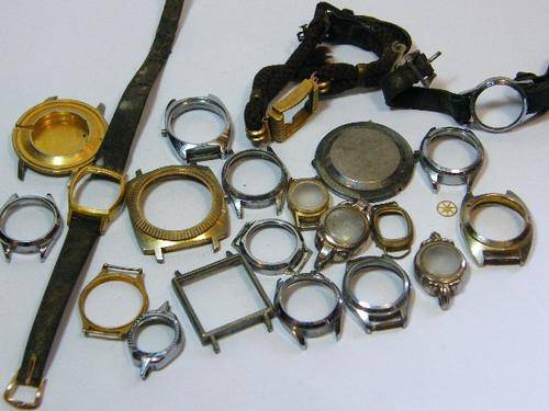 Lot of 21 vintage ladies watch cases - no glass and no backplates - as per photo