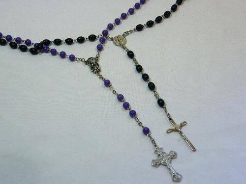 Lot of 2 strings of Rosary beads necklaces - as per photo