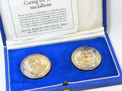 Circumnavigation of the earth - Sir Francis Drake sterling silver medallion set - as per photo