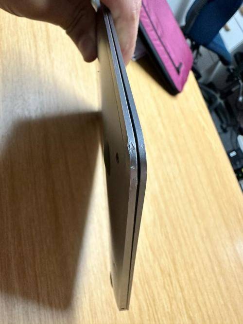 ***LOOK*** Apple Macbook Air M1 (2020)