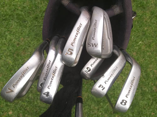 Power Bilt golf set (RH men) with lots of extras & balls