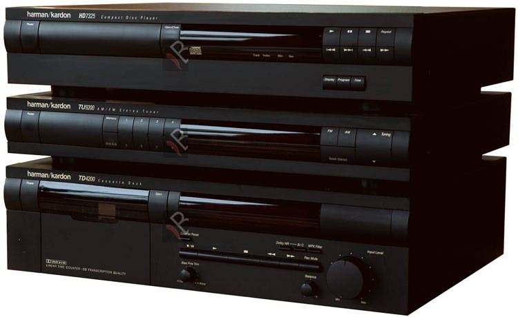 Harman / Kardon Hi-Fi system (AM/FM Tuner | Compact Disc Player | Cassette Deck)
