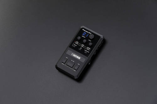 BOSS POCKET-GT POCKET SIZED, DESKTOP MULTI EFFECTS PROCESSOR WITH YOUTUBE INTERGRATION